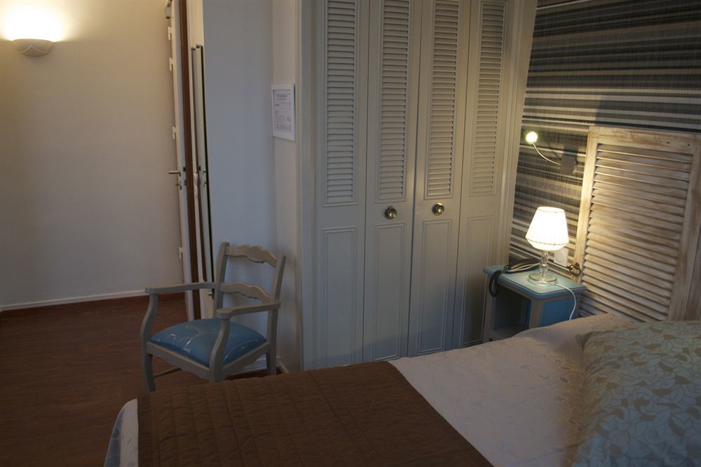 Hotel D'Arromanches Pappagall ภายนอก รูปภาพ