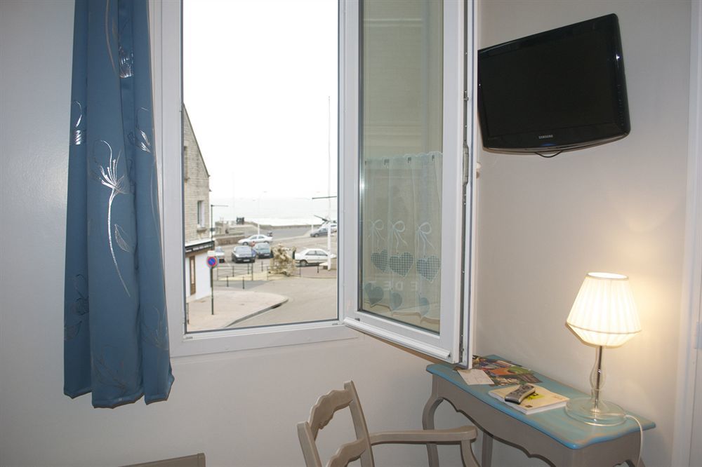 Hotel D'Arromanches Pappagall ภายนอก รูปภาพ